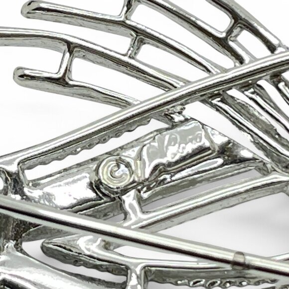 Vintage CORO Signed Brooch Ribbon with A Faux Pearl Shiny Silver-Tone Abstract - Picture 8 of 9